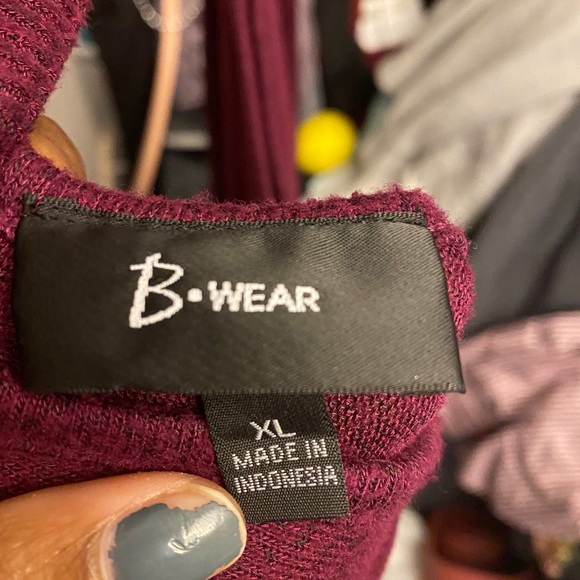 V-Neck Sweater - Picture 3 of 3